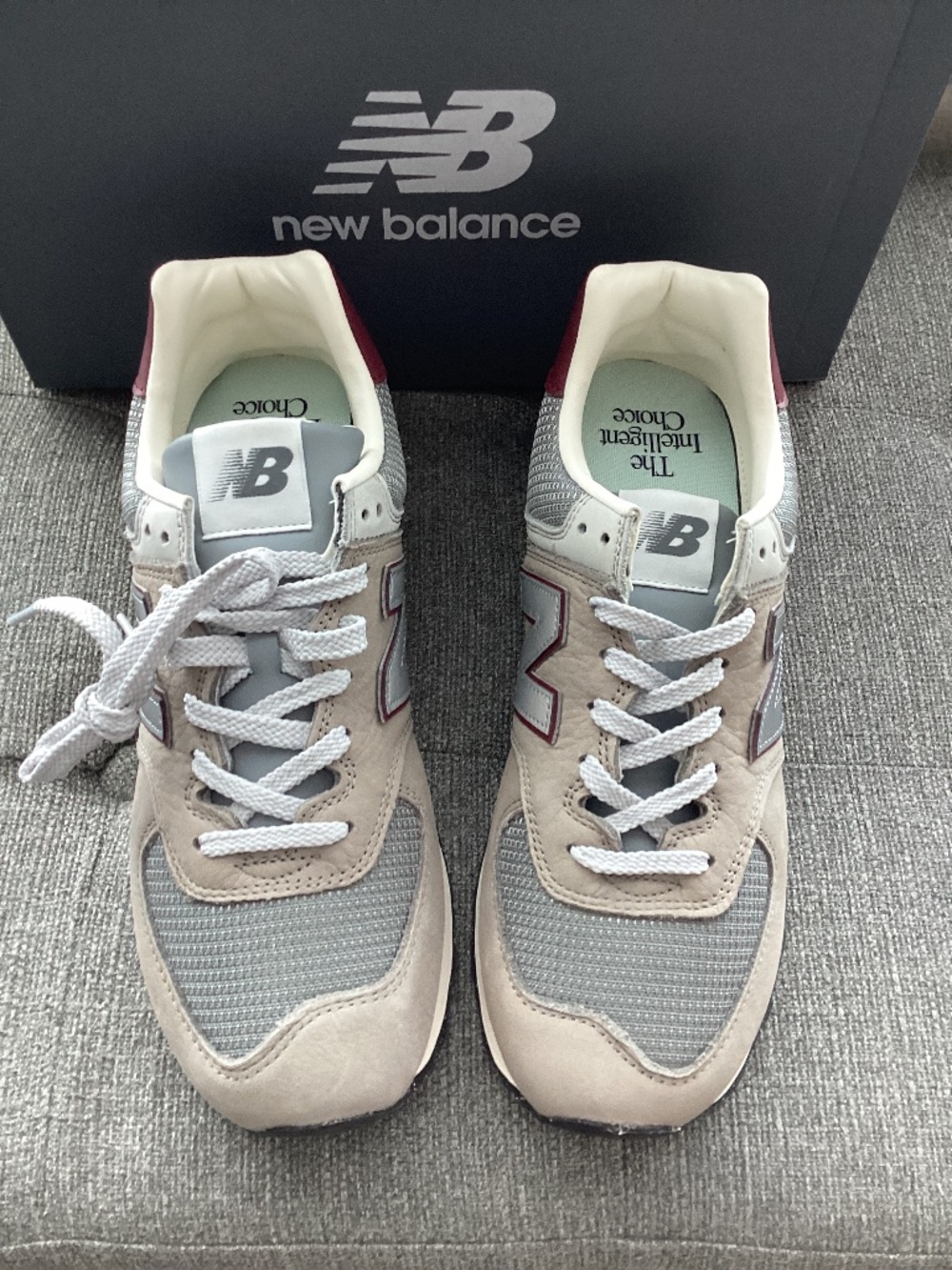 New Balance Men's 574 Casual Sneakers, size 10.5